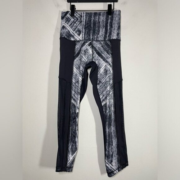 Lululemon Hot To Street Crop Legging Heat Wave White Black / Black size 2 - Picture 5 of 9